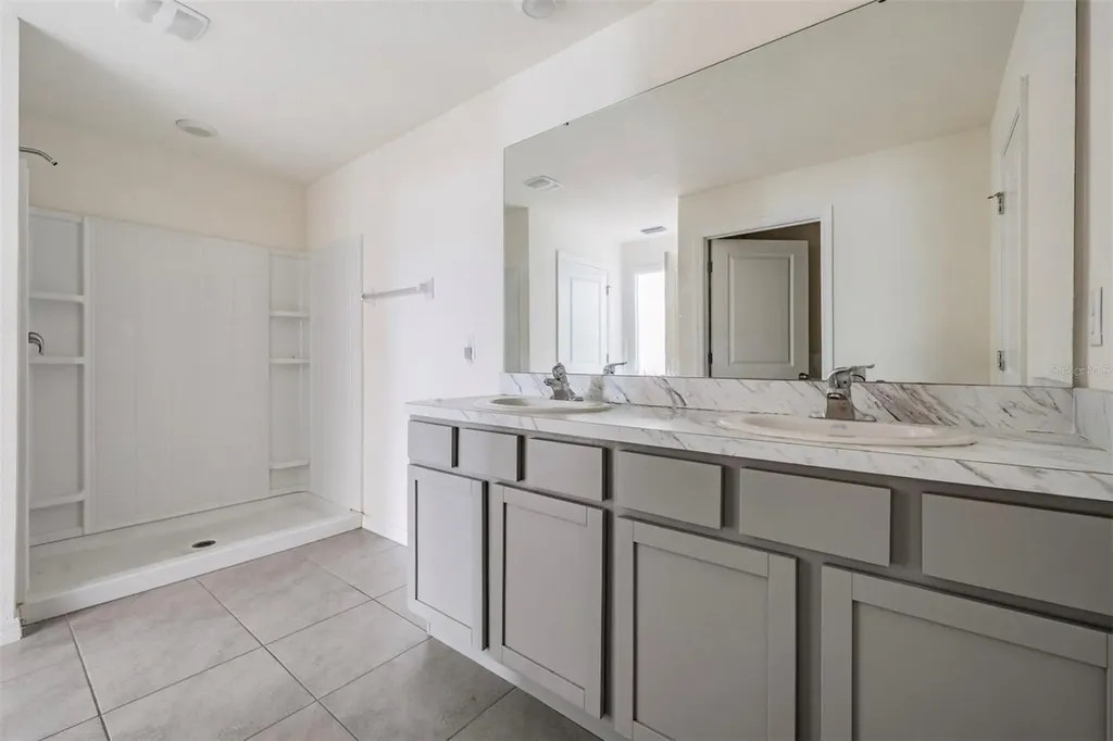 12175 Water Ash Place Riverview FL 33579