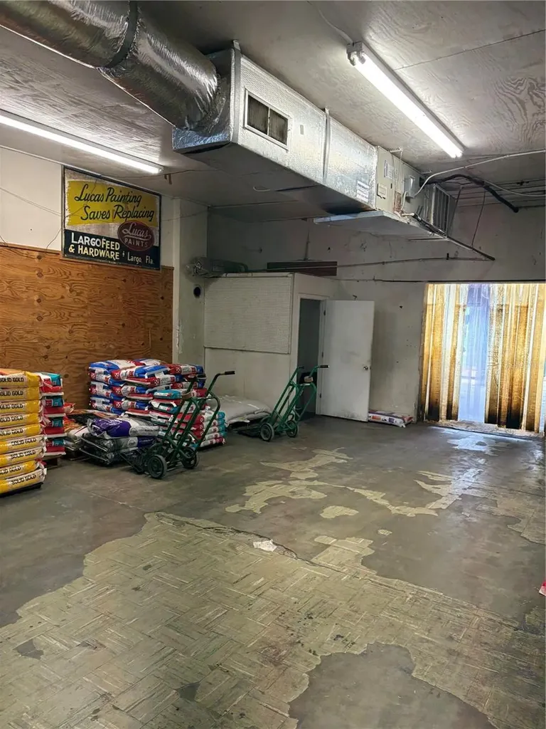 206 W Bay Drive Largo FL 33770