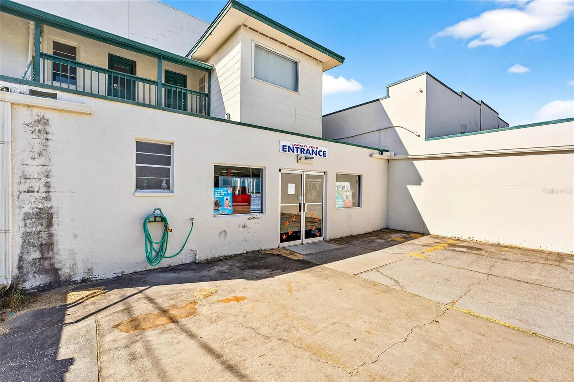 206 W Bay Drive Largo FL 33770