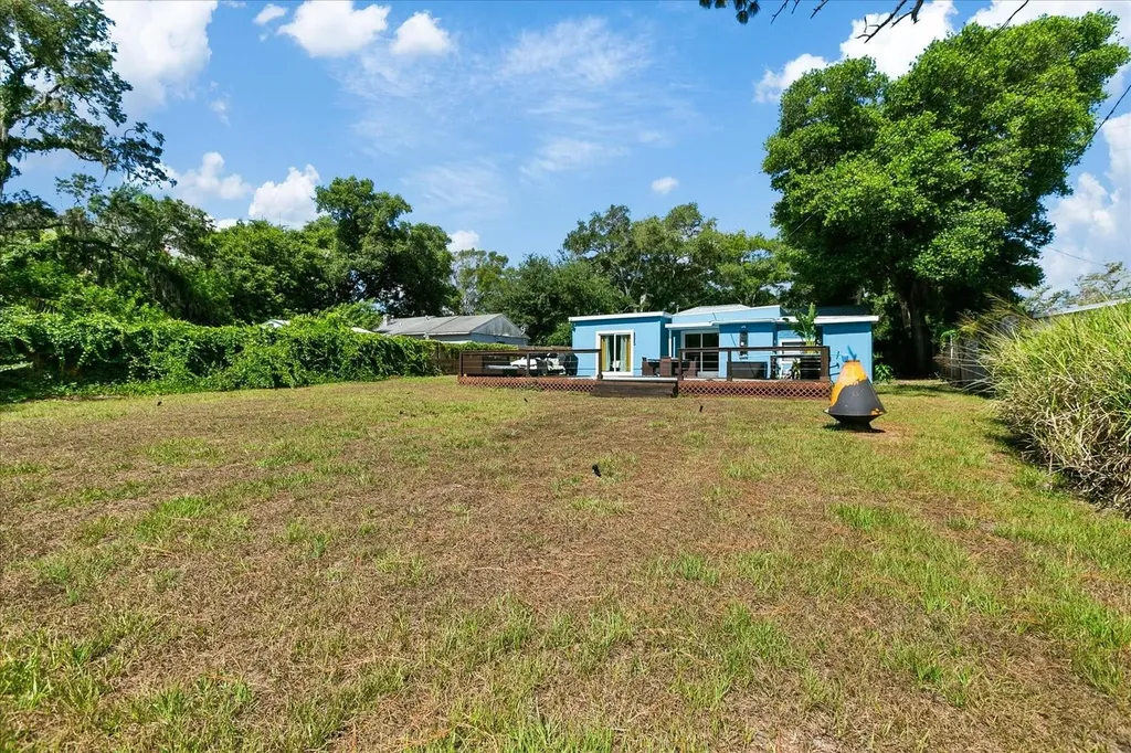 1009 N Betty Lane Clearwater FL 33755