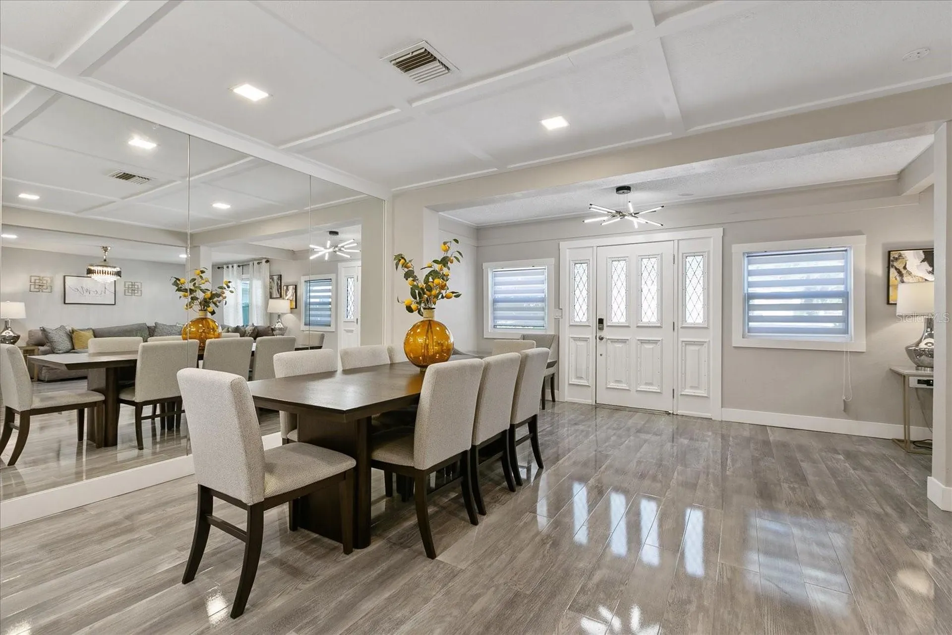 1009 N Betty Lane Clearwater FL 33755