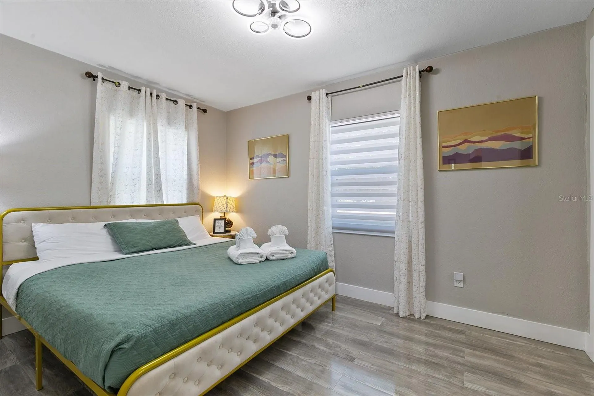 1009 N Betty Lane Clearwater FL 33755