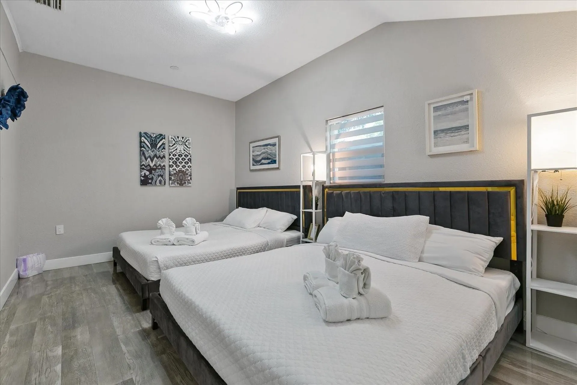 1009 N Betty Lane Clearwater FL 33755