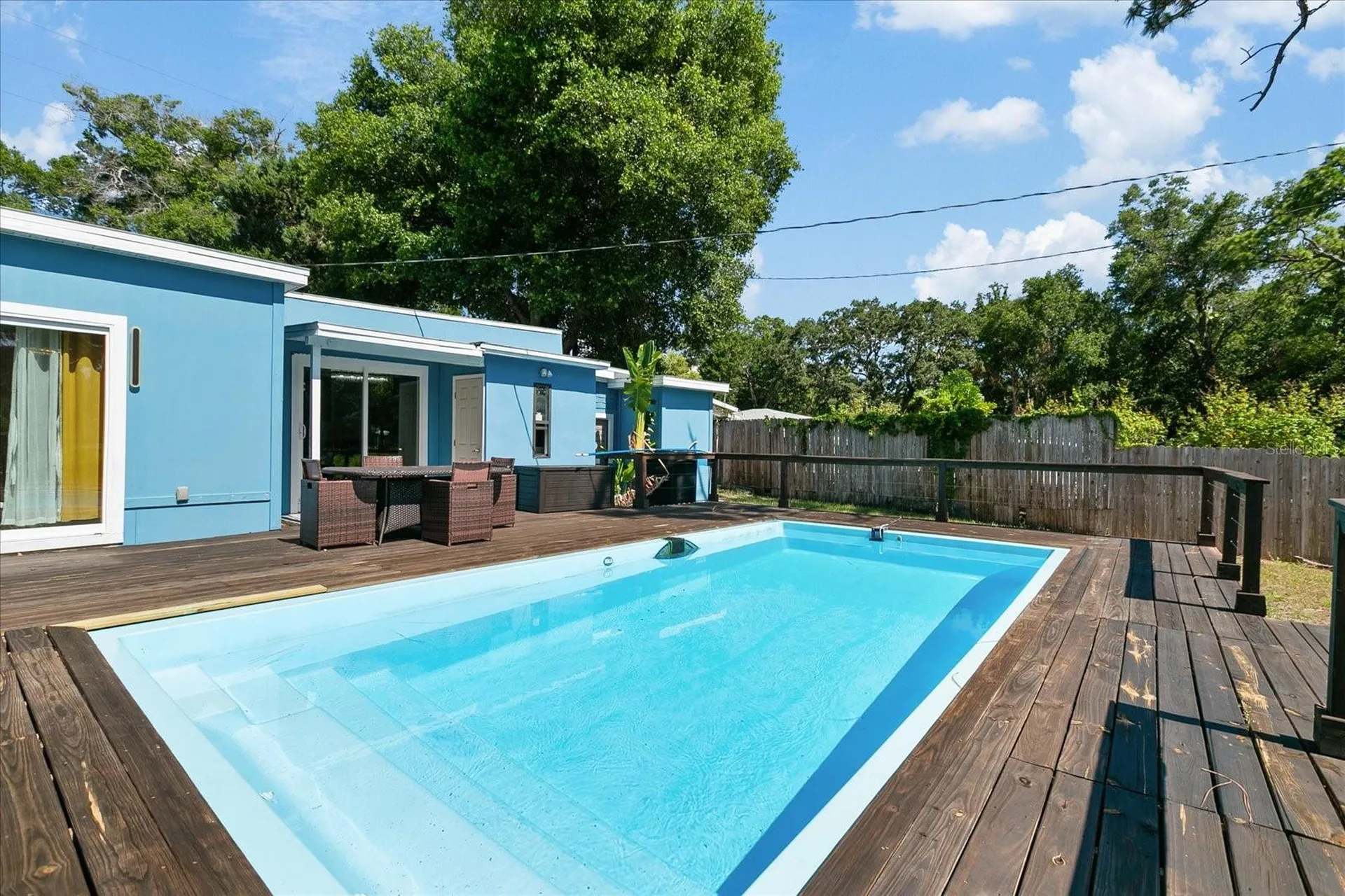 1009 N Betty Lane Clearwater FL 33755