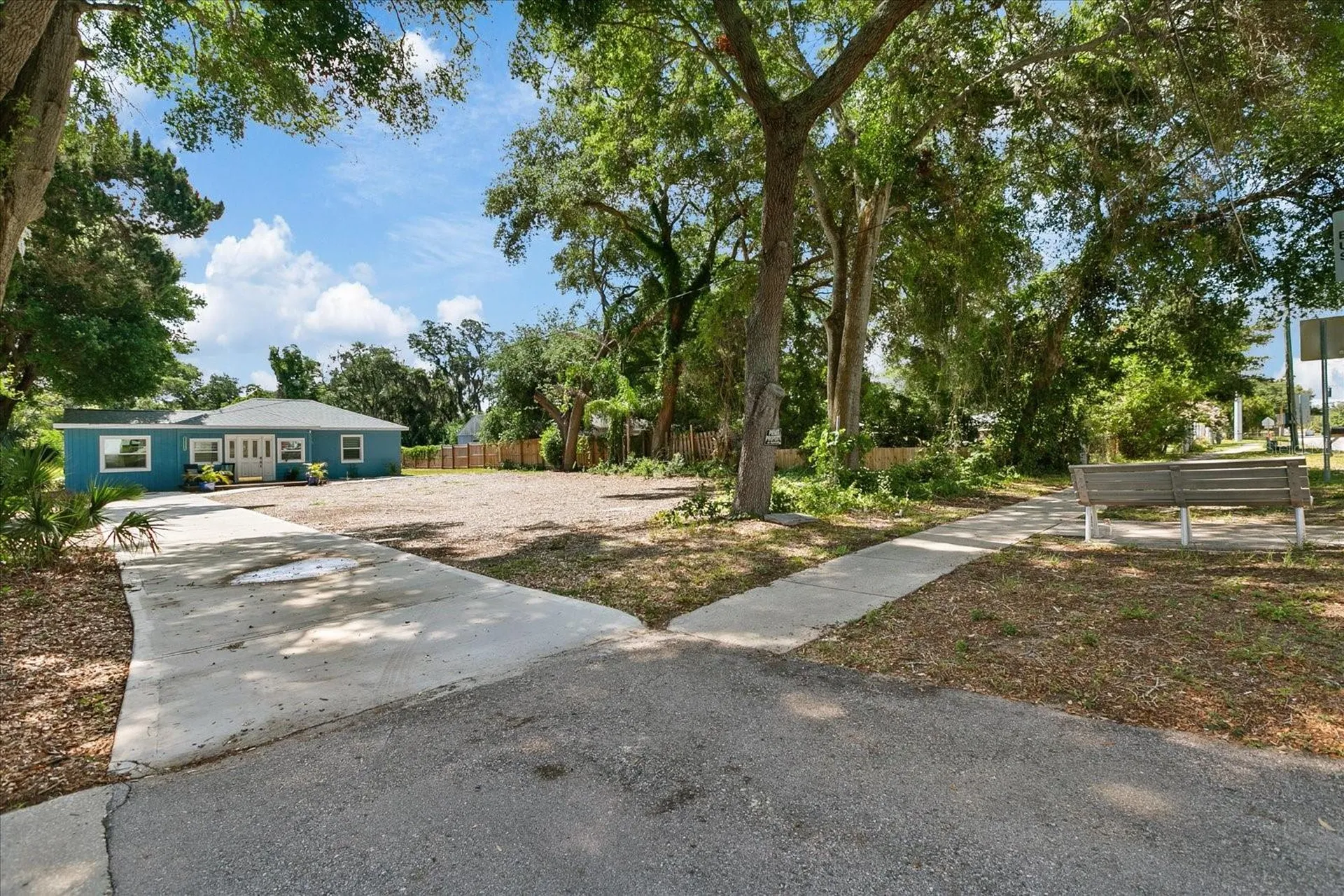 1009 N Betty Lane Clearwater FL 33755