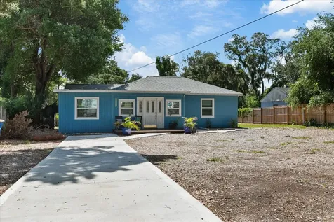 1009 N Betty Lane Clearwater FL 33755