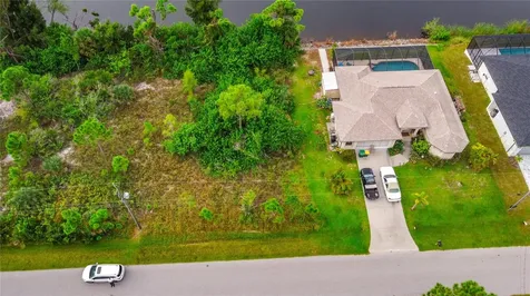 15149 Amsterdam Avenue Port Charlotte FL 33981