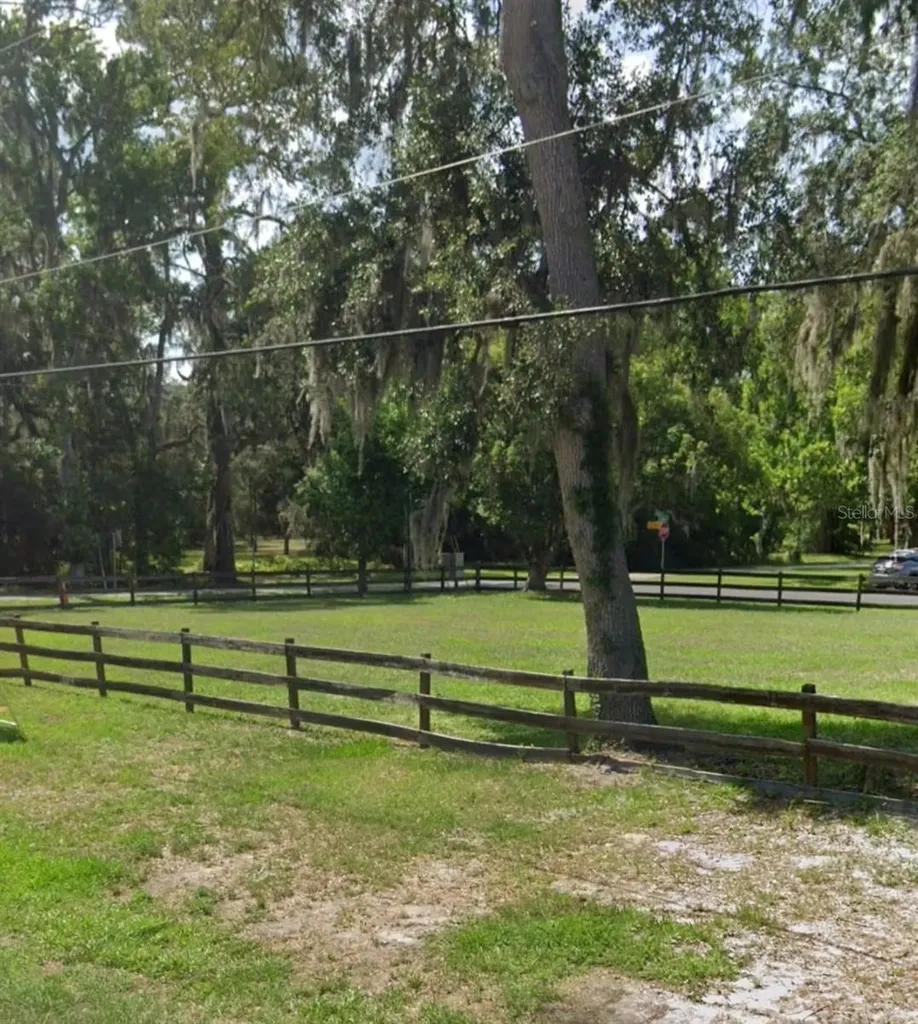 2602 Lake Forest Drive Deland FL 32720