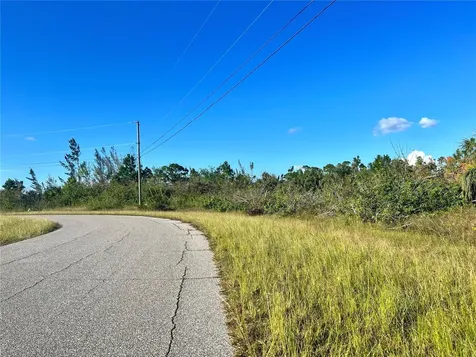 9829 Shelburne Circle Port Charlotte FL 33981