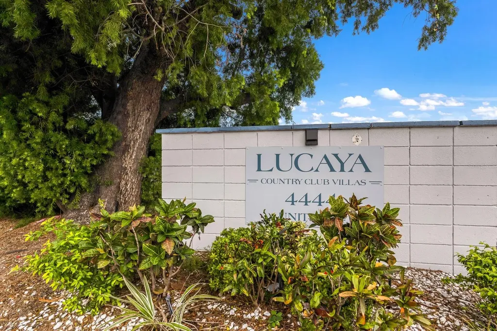 4444 Swift Road Sarasota FL 34231