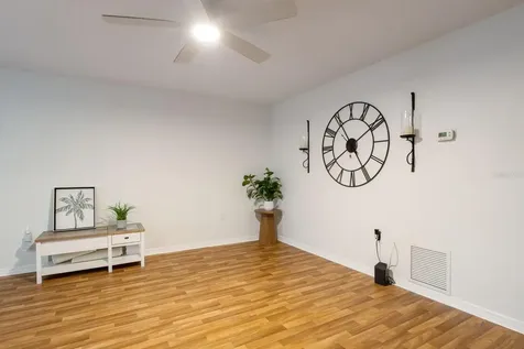 4444 Swift Road Sarasota FL 34231