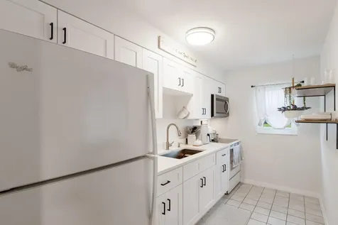 4444 Swift Road Sarasota FL 34231