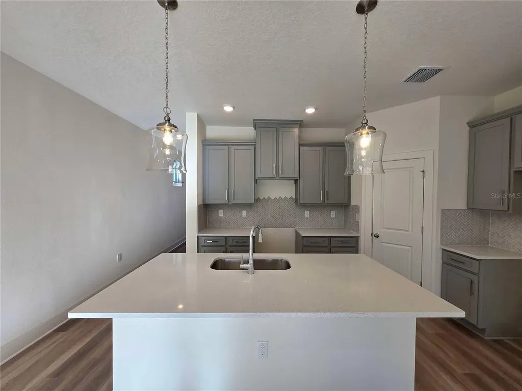 3830 Daybreak Run Loop Spring Hill FL 34609
