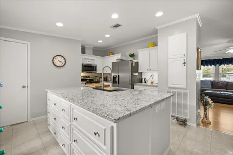 4047 N Citrus Circle Zellwood FL 32798
