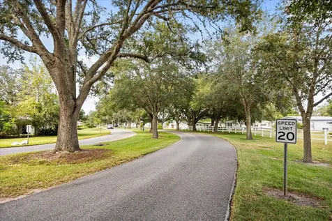 4047 N Citrus Circle Zellwood FL 32798