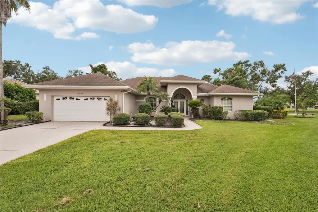 6174 Misty Oaks Drive Sarasota FL 34243