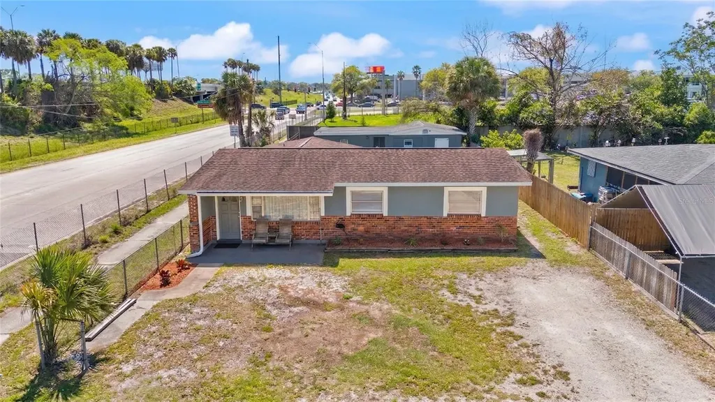 319 E 119th Avenue Tampa FL 33612
