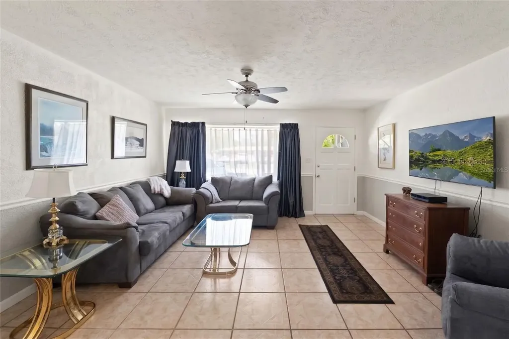 319 E 119th Avenue Tampa FL 33612