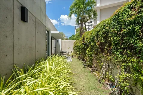 1211 Luchetti San Juan PR 00907
