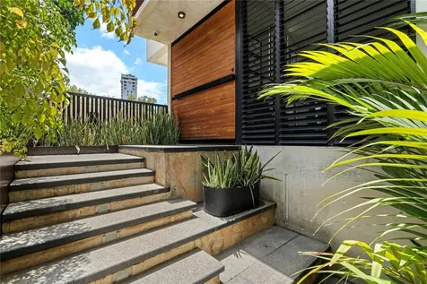 1211 Luchetti San Juan PR 00907