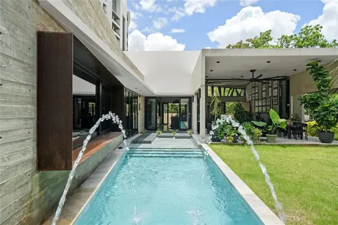 1211 Luchetti San Juan PR 00907
