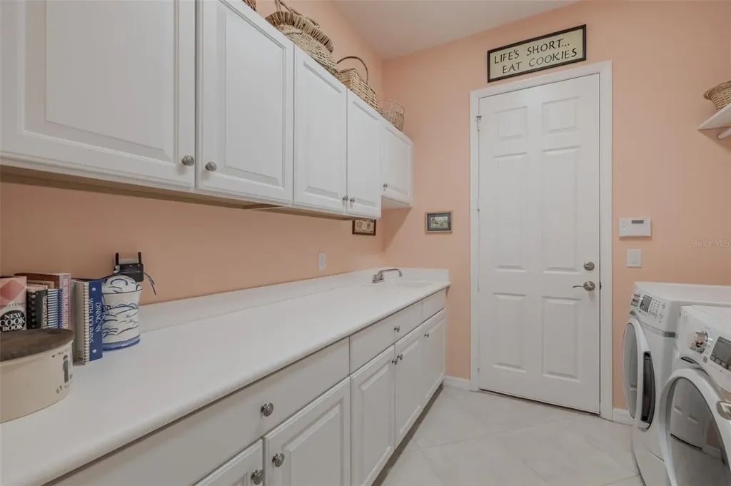 4938 Grand Banks Drive Wimauma FL 33598