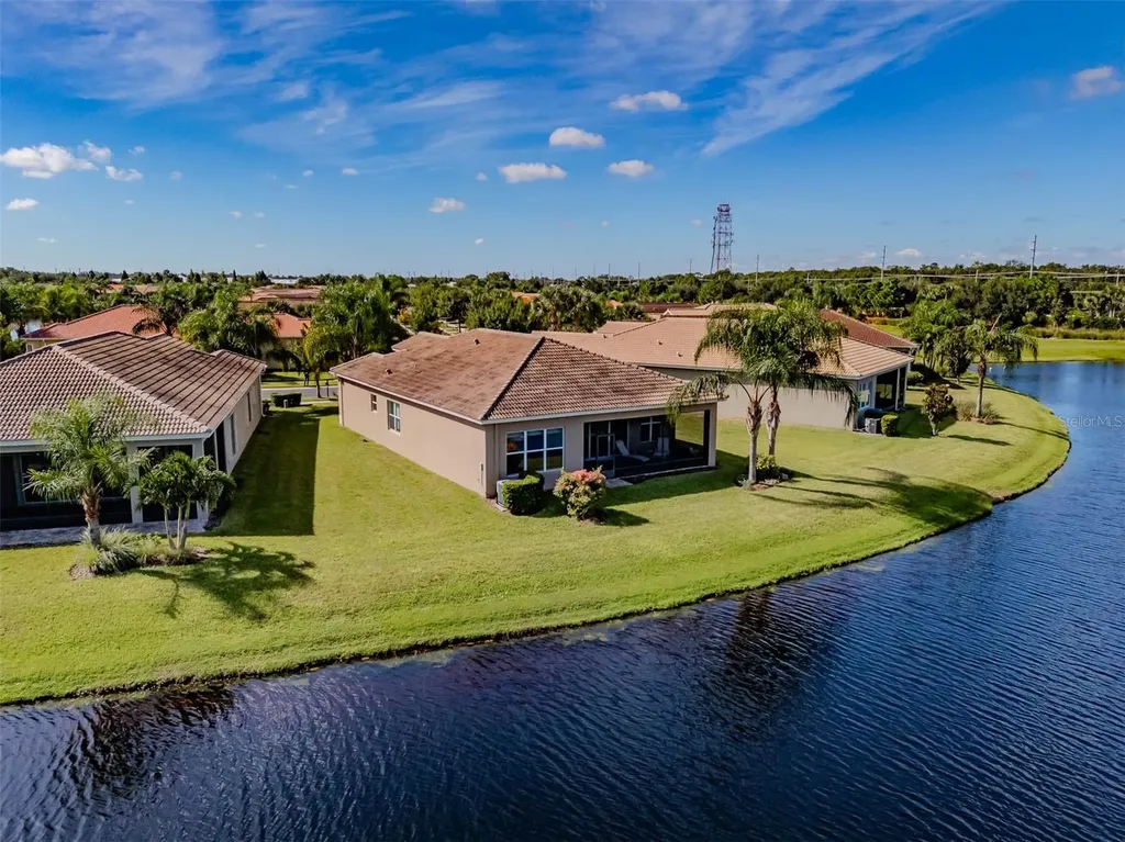 4938 Grand Banks Drive Wimauma FL 33598
