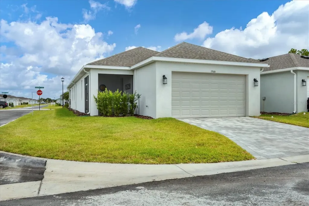 1968 Mast Lane Sarasota FL 34240