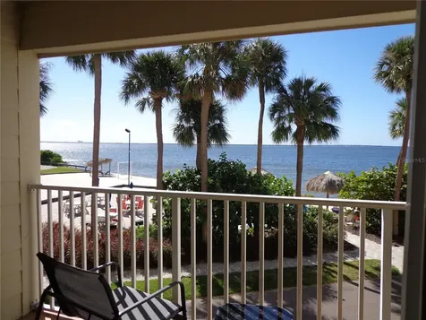 2506 N Rocky Point Drive Tampa FL 33607