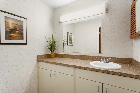 5412 Central Avenue St Petersburg FL 33707