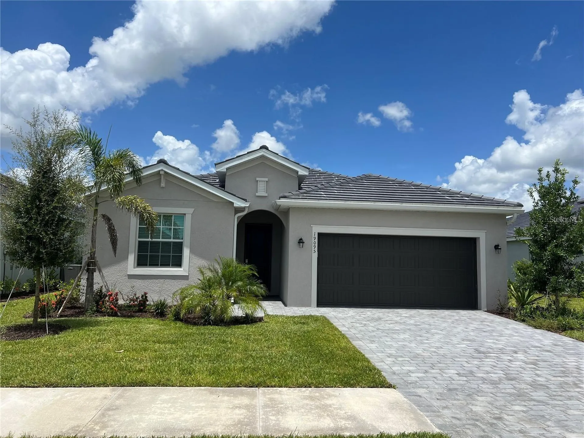 19095 Cabernet Court Venice FL 34293