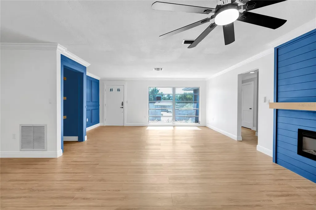 1395 Burnt Oak Street Tarpon Springs FL 34689