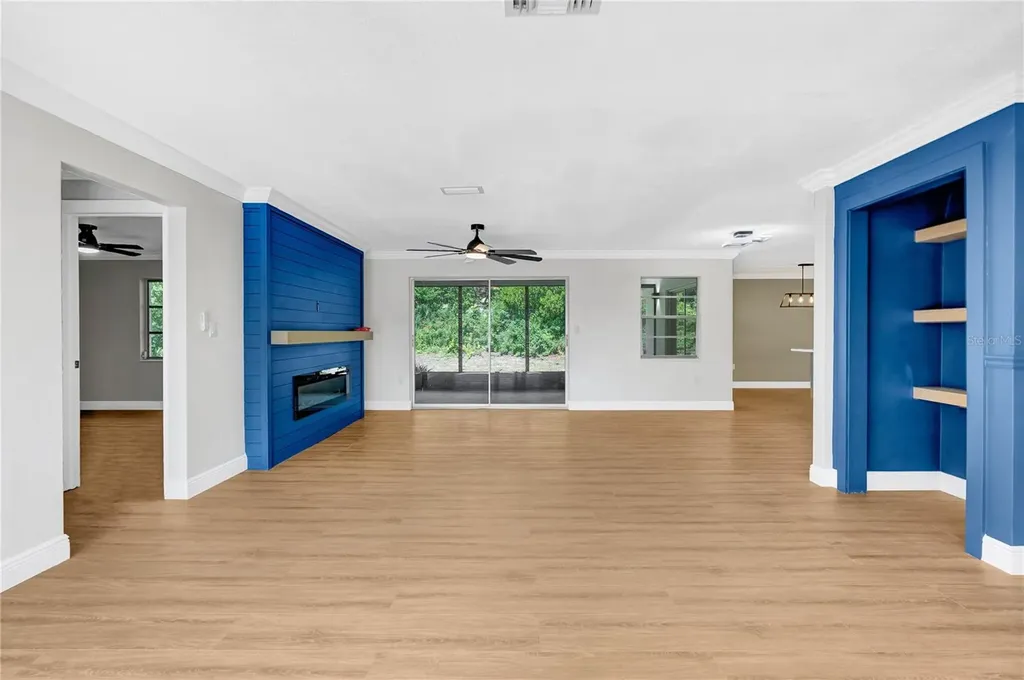 1395 Burnt Oak Street Tarpon Springs FL 34689