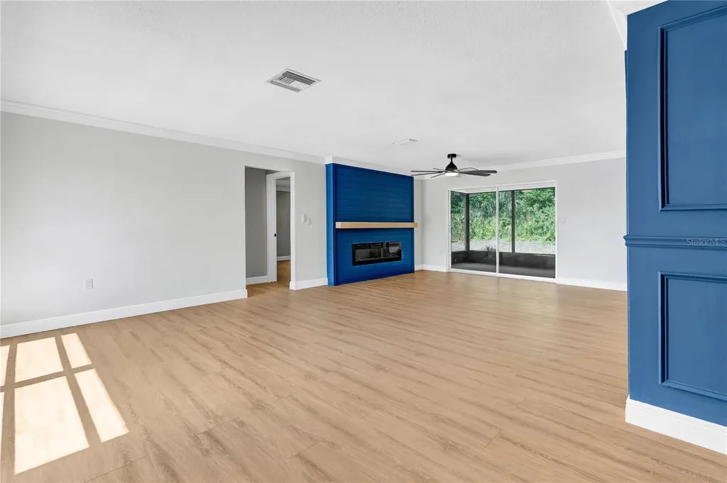 1395 Burnt Oak Street Tarpon Springs FL 34689