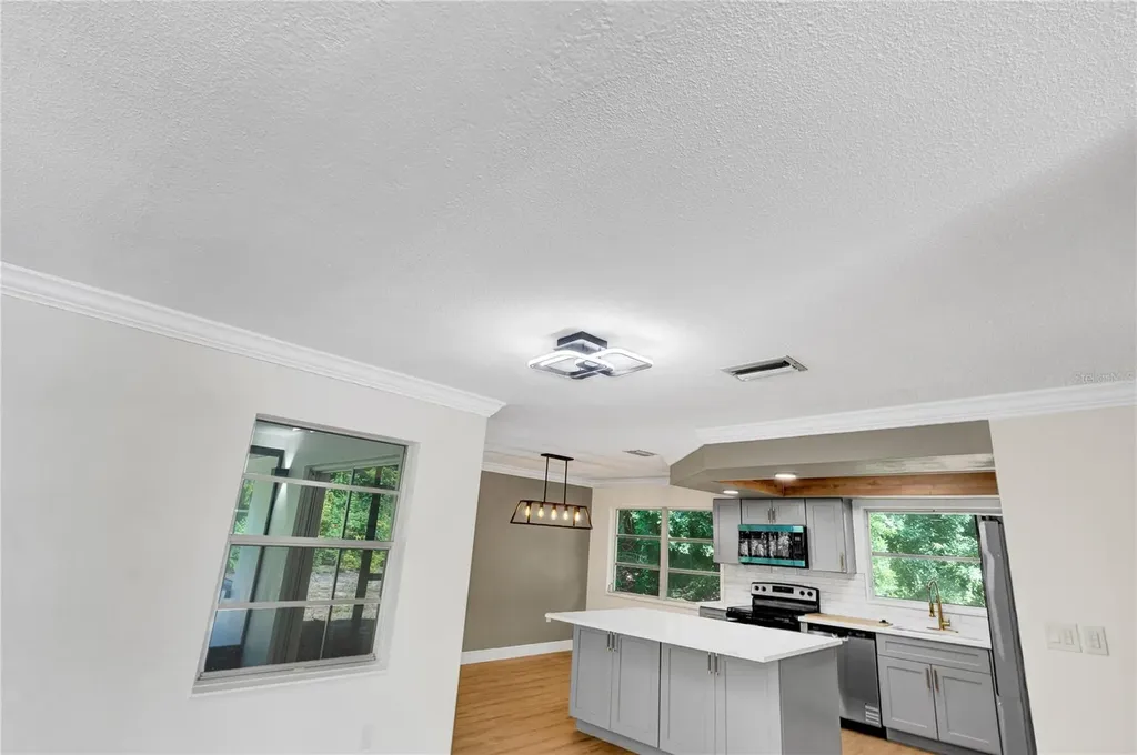 1395 Burnt Oak Street Tarpon Springs FL 34689