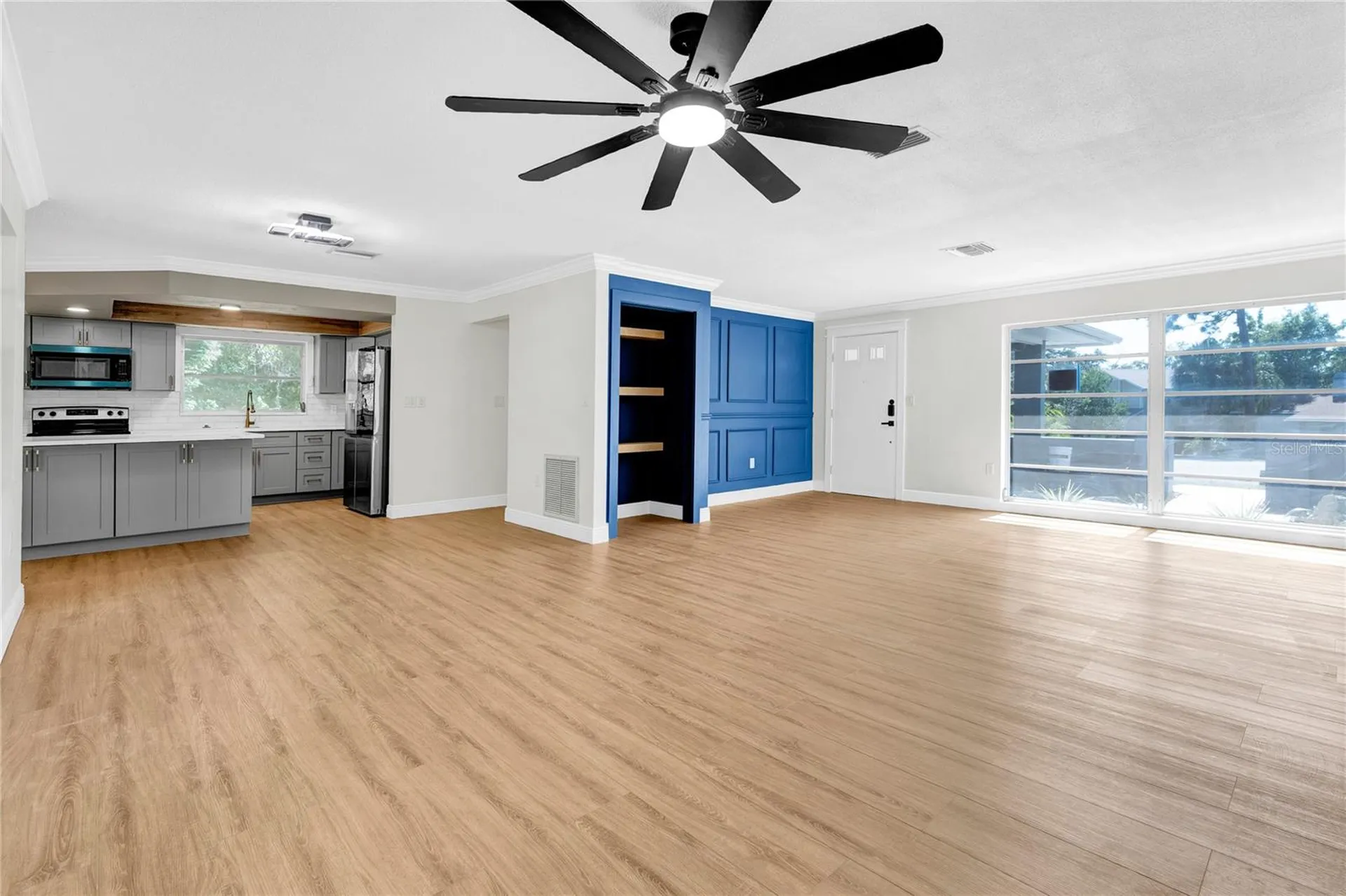 1395 Burnt Oak Street Tarpon Springs FL 34689