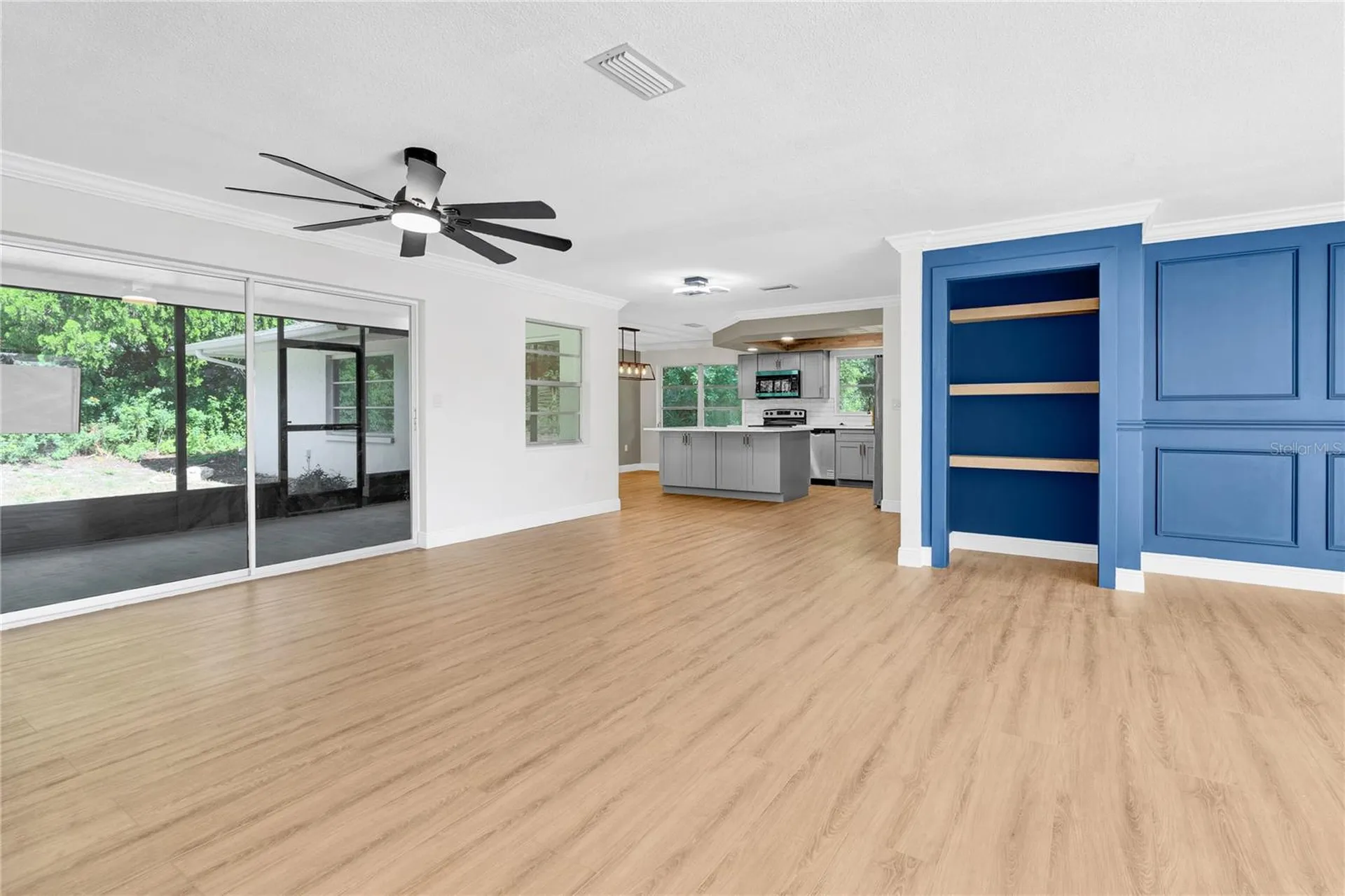1395 Burnt Oak Street Tarpon Springs FL 34689