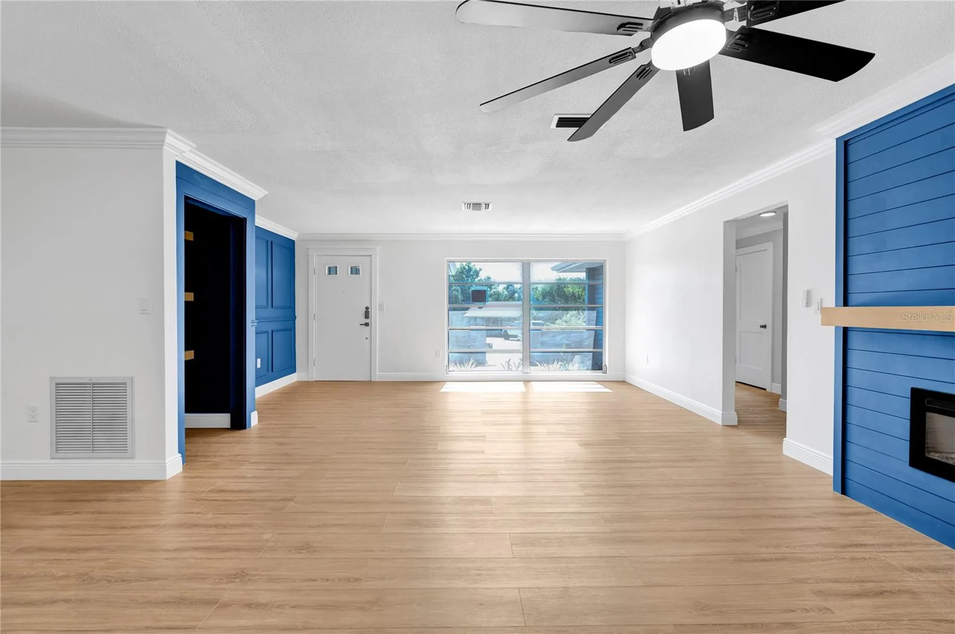 1395 Burnt Oak Street Tarpon Springs FL 34689