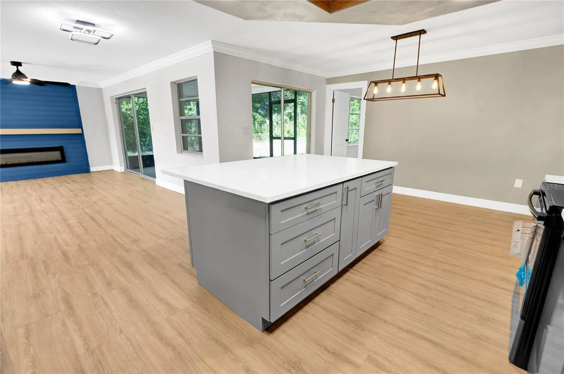 1395 Burnt Oak Street Tarpon Springs FL 34689