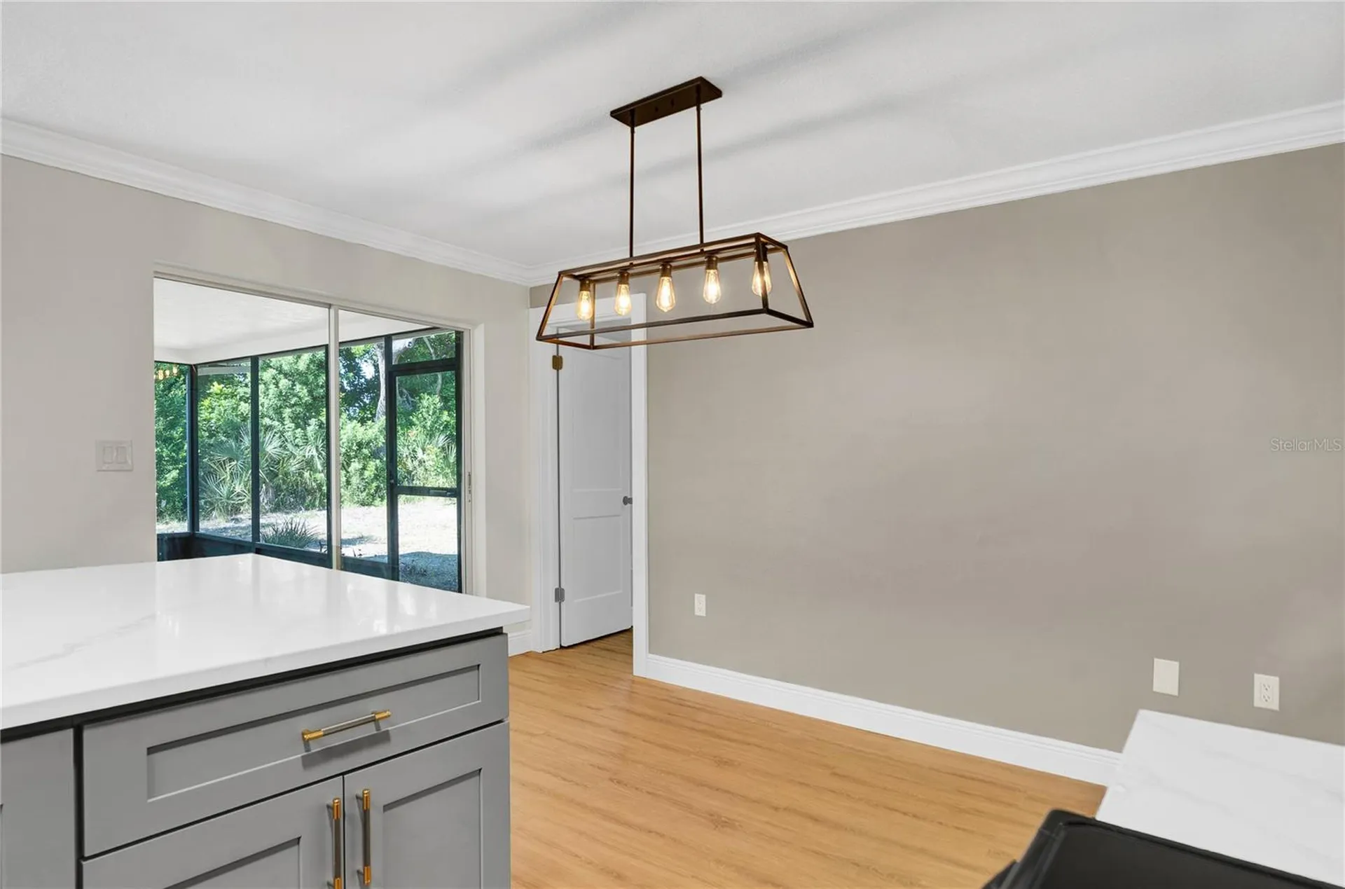 1395 Burnt Oak Street Tarpon Springs FL 34689
