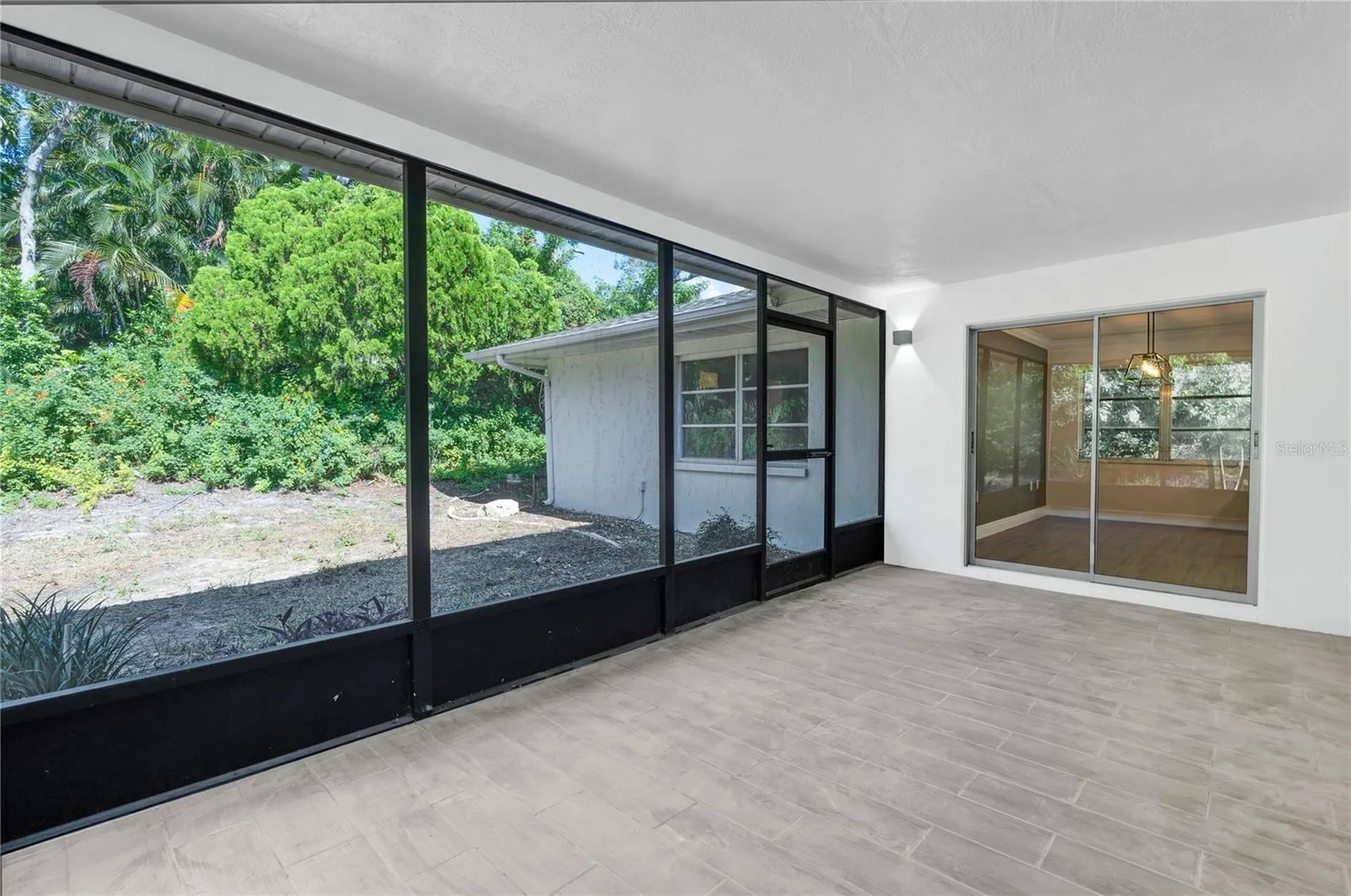 1395 Burnt Oak Street Tarpon Springs FL 34689