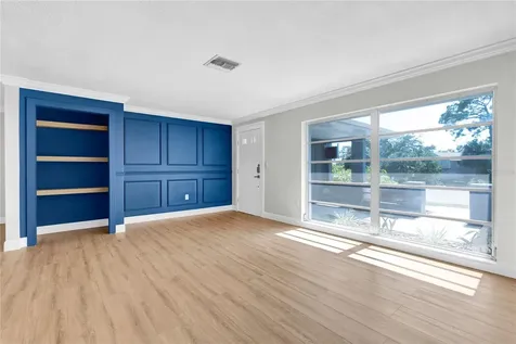 1395 Burnt Oak Street Tarpon Springs FL 34689
