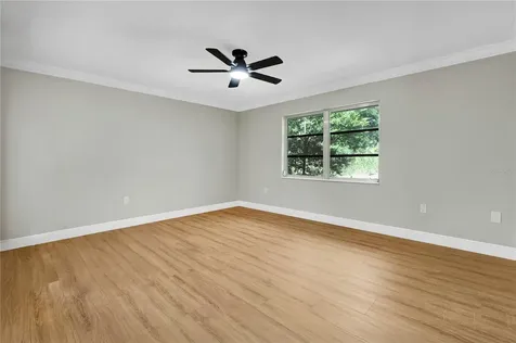 1395 Burnt Oak Street Tarpon Springs FL 34689