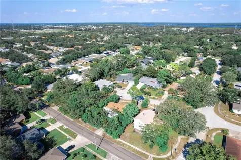 1395 Burnt Oak Street Tarpon Springs FL 34689