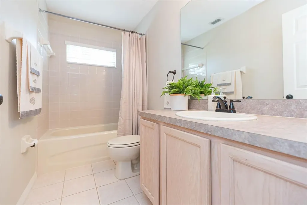 18102 Nassau Point Drive Tampa FL 33647