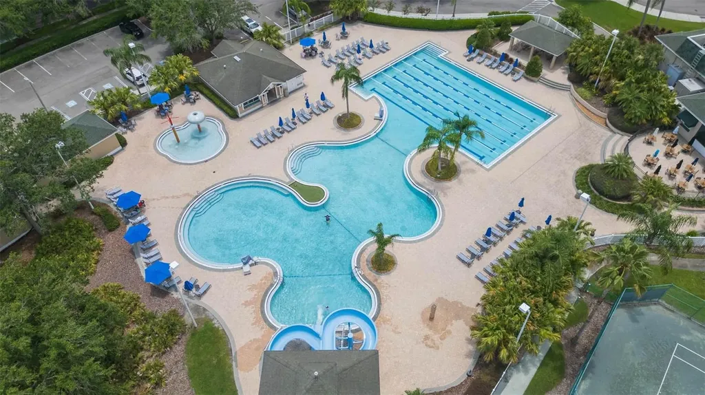 18102 Nassau Point Drive Tampa FL 33647