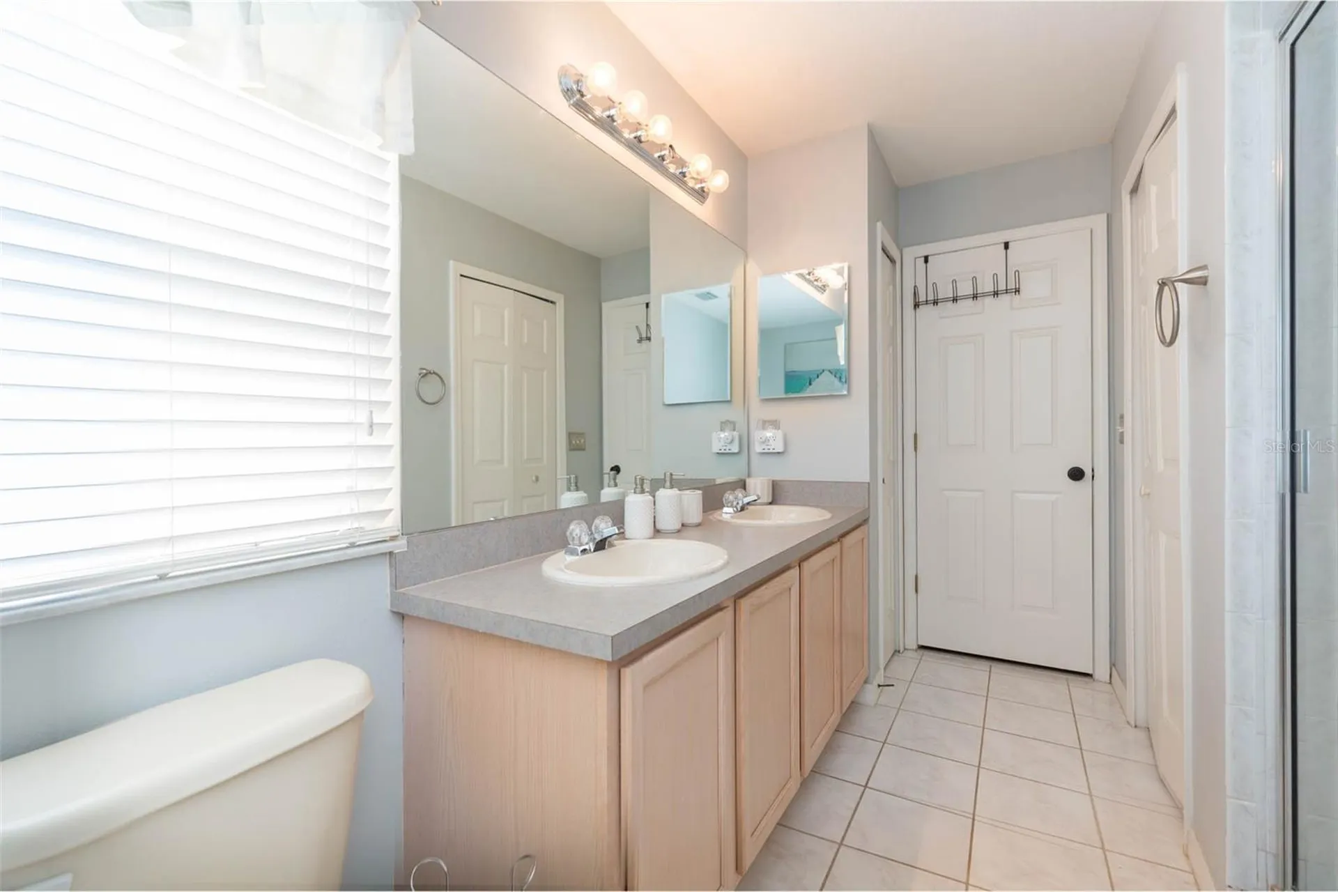 18102 Nassau Point Drive Tampa FL 33647