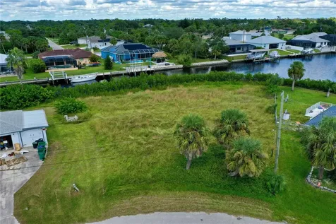 18106 Avonsdale Circle Port Charlotte FL 33948
