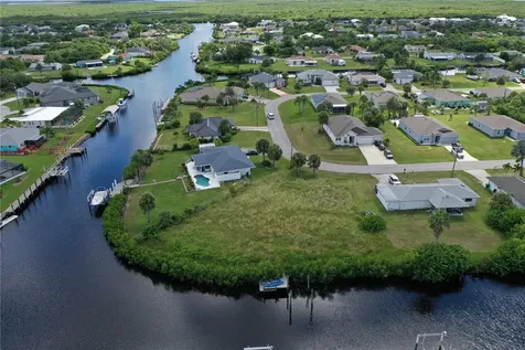 18106 Avonsdale Circle Port Charlotte FL 33948