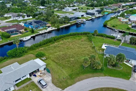18106 Avonsdale Circle Port Charlotte FL 33948